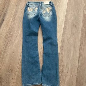 Miss me Jeans - brand new - no tags -size 27 - mid rise boot cut